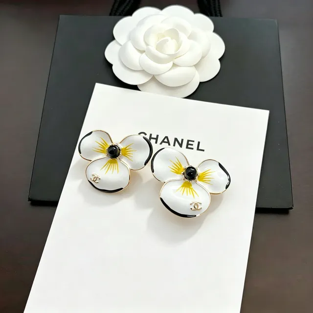 Chanel Floral Enamel Three-Petal Stud Earrings 3