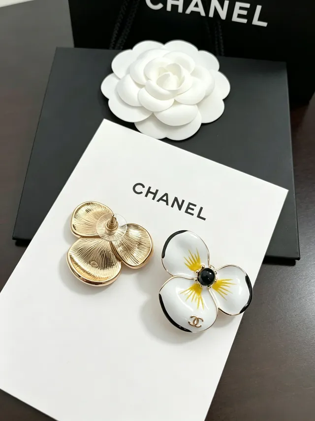 Chanel Floral Enamel Three-Petal Stud Earrings 5
