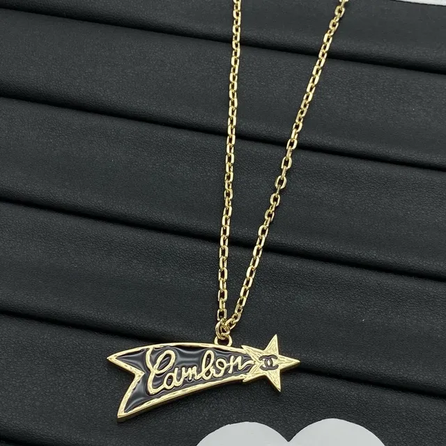 Chanel Chaîne Dorée Noire Chaîne Émaillée Ruban Pendentif Collier 6