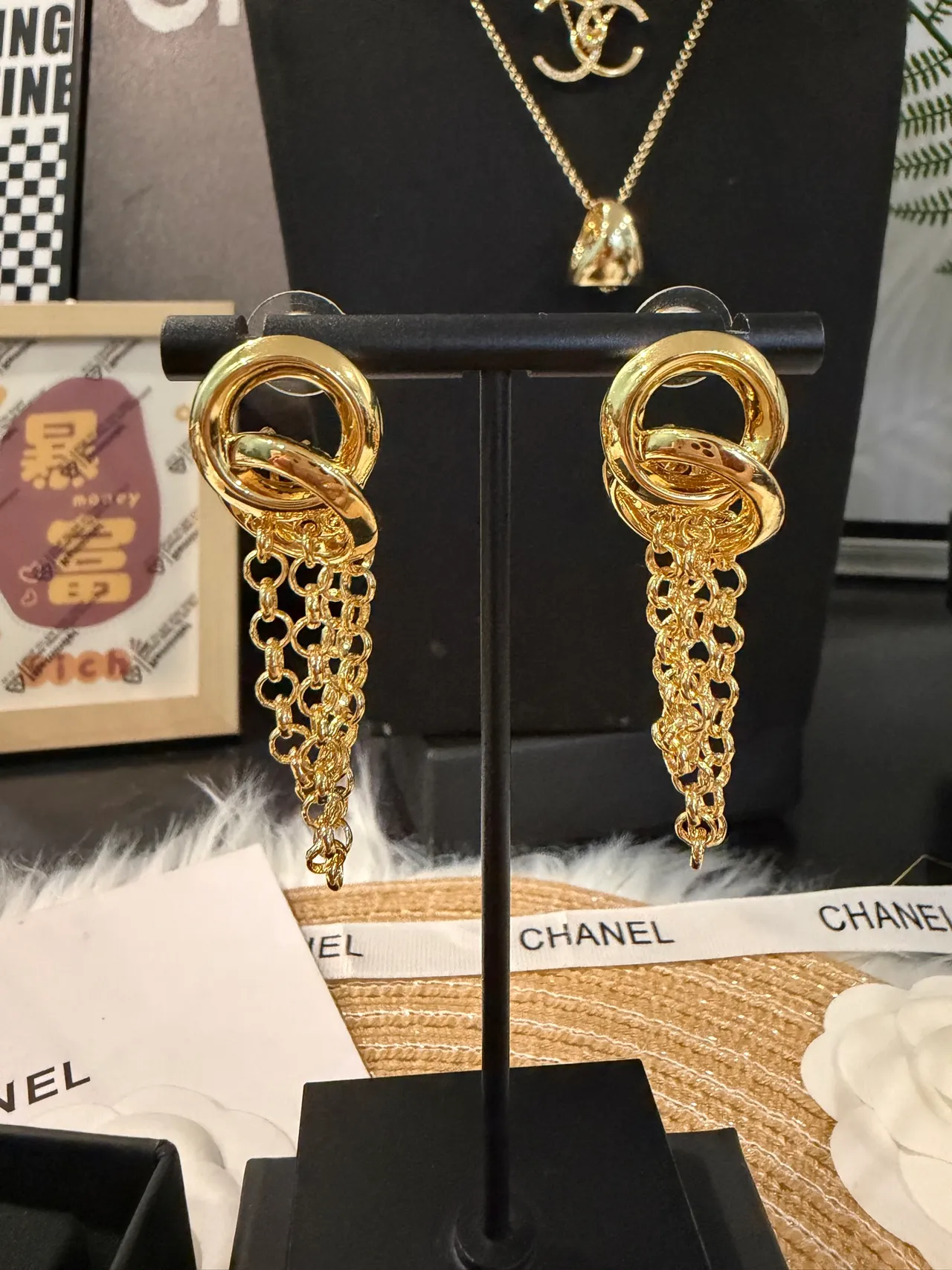Chanel Gold Interlocking Double Rings Triple Chain Tassels Earrings 4