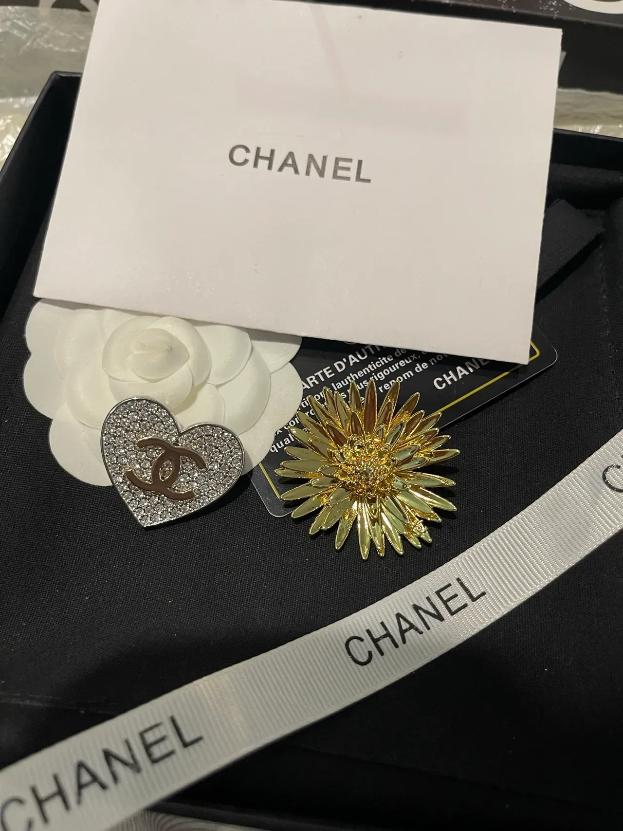 Chanel Gold-Tone Enamel Daisy Brooch 2