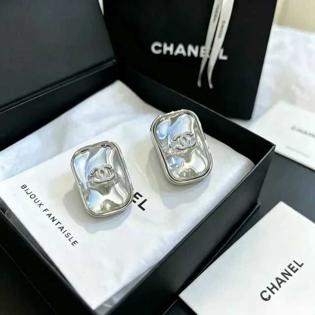 Chanel Melted Metal CC Logo Rectangular Stud Earrings 4