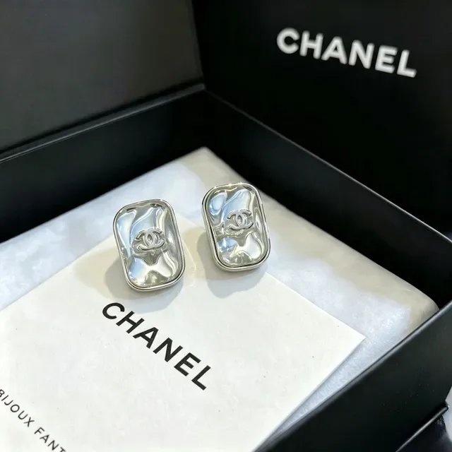 Chanel Melted Metal CC Logo Rectangular Stud Earrings 6