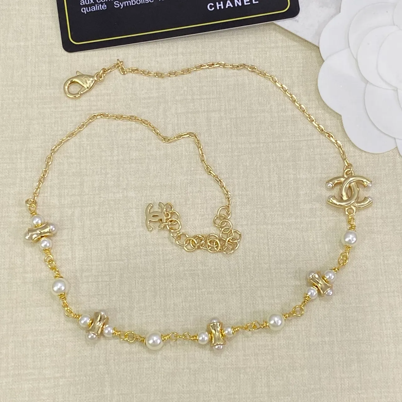 Chanel Perle et CC Logo Chaîne Or Blanche Perles Cultivées Collier 5