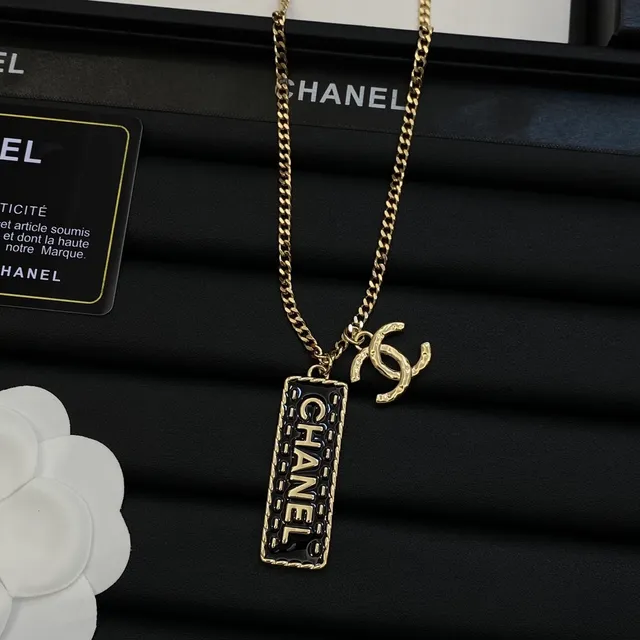 Chanel Rectangular Logo Pendant Black Gold Curb Chain Enamel Necklace 5