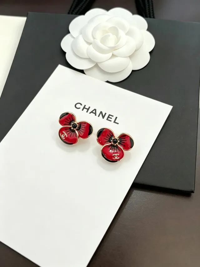 Chanel Red Black Floral Stud Enamel Earrings 10