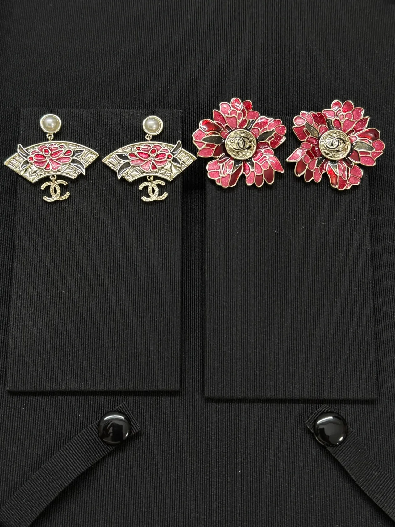 Chanel Red Gold Enamel Floral Glitter-Infused Earrings 3