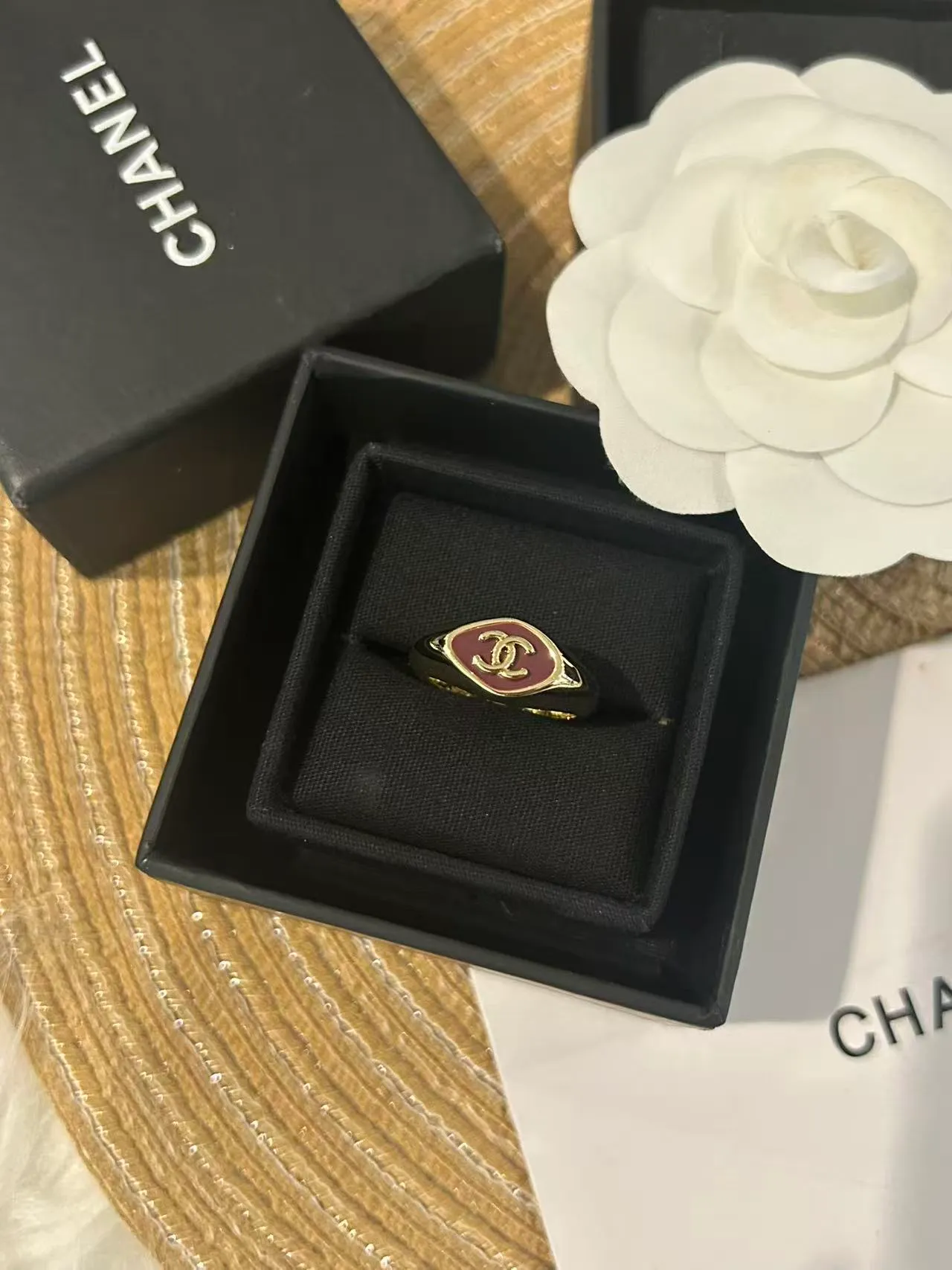 Chanel Bague Signet Or Noir Émail Incrustation Bague 5