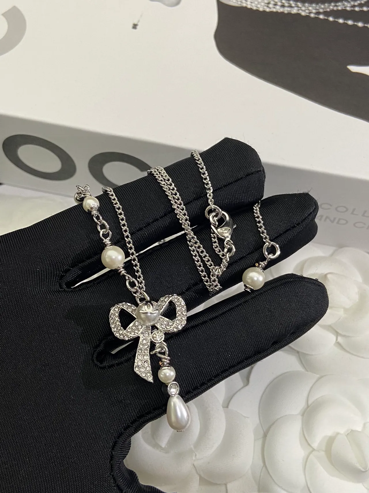 Chanel Silver White Bow Motif Pearl Teardrop Dangles Necklace 4