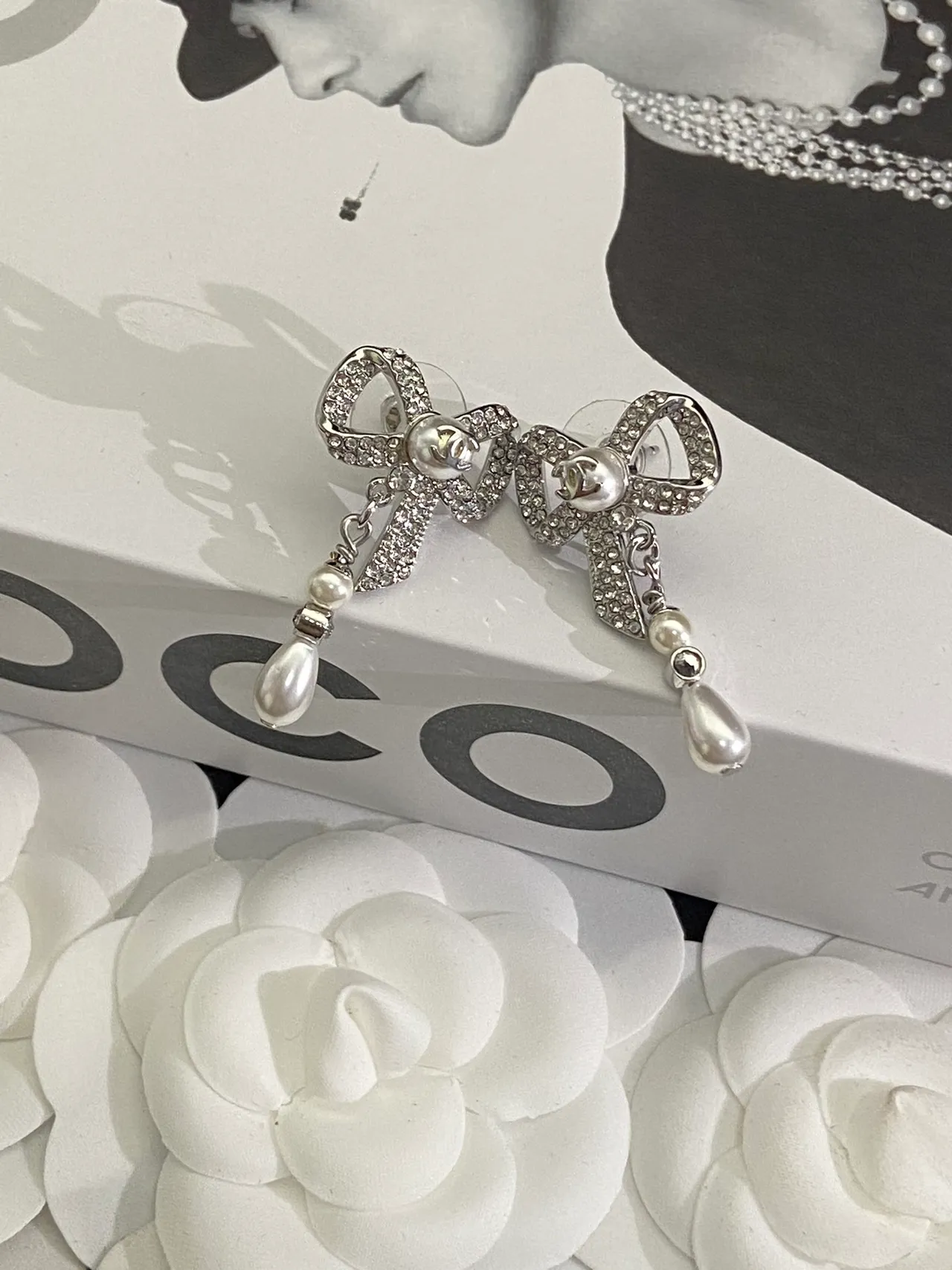 Chanel Silver White Bow Motif Pearl Teardrop Dangles Necklace 5