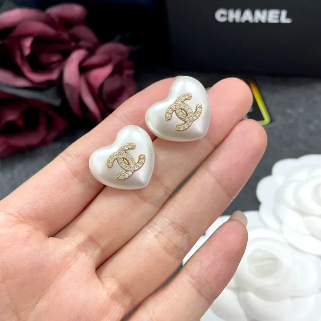 Chanel White Gold Heart-Shaped Pearlized Finish Earrings 2