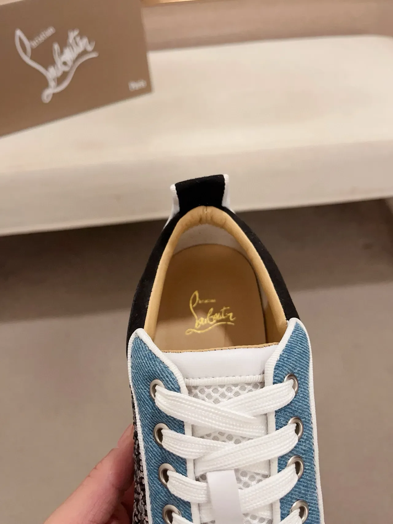 Christian Louboutin Lou Spikes Sneakers lifestyle multicolores ornés de cristaux 6