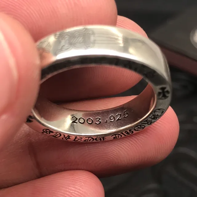 Chrome Hearts Dagger Floral Ring argentée gravée motif détail bague 4