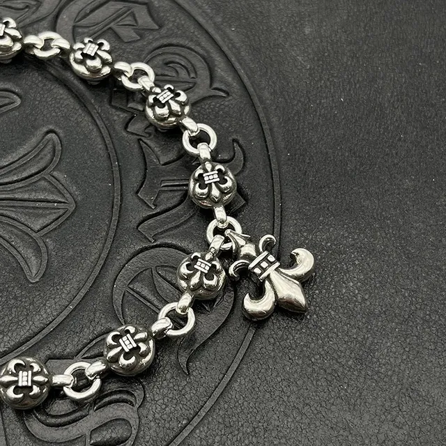 Chrome Hearts Fleur de Lis Pulsera Plata Oxidada 3