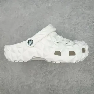 Crocs Echo White Geometric Faceted Upper Molded Foam Construction Clog