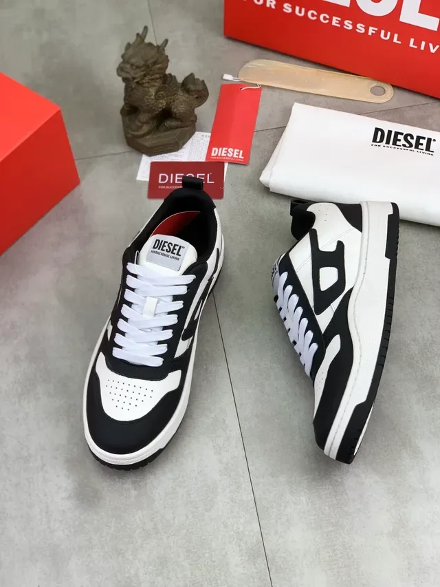 Diesel Sneakers Lifestyle Preto Branco Contraste Perfurado na ponta 5