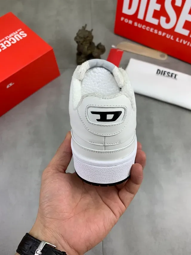 Diesel White Black Leather-and-Fabric Upper Plush Lined Collar Lifestyle Sneakers 3