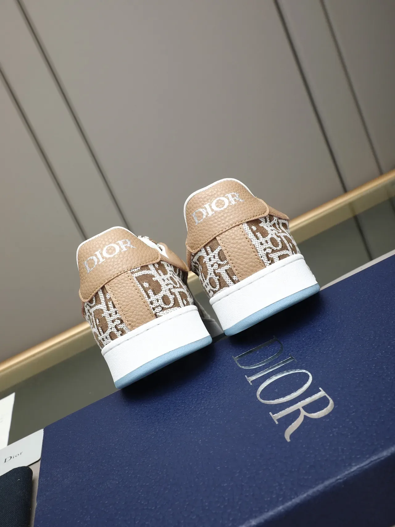 Dior B23 Beige Oblique Jacquard Lifestyle Sneakers 3