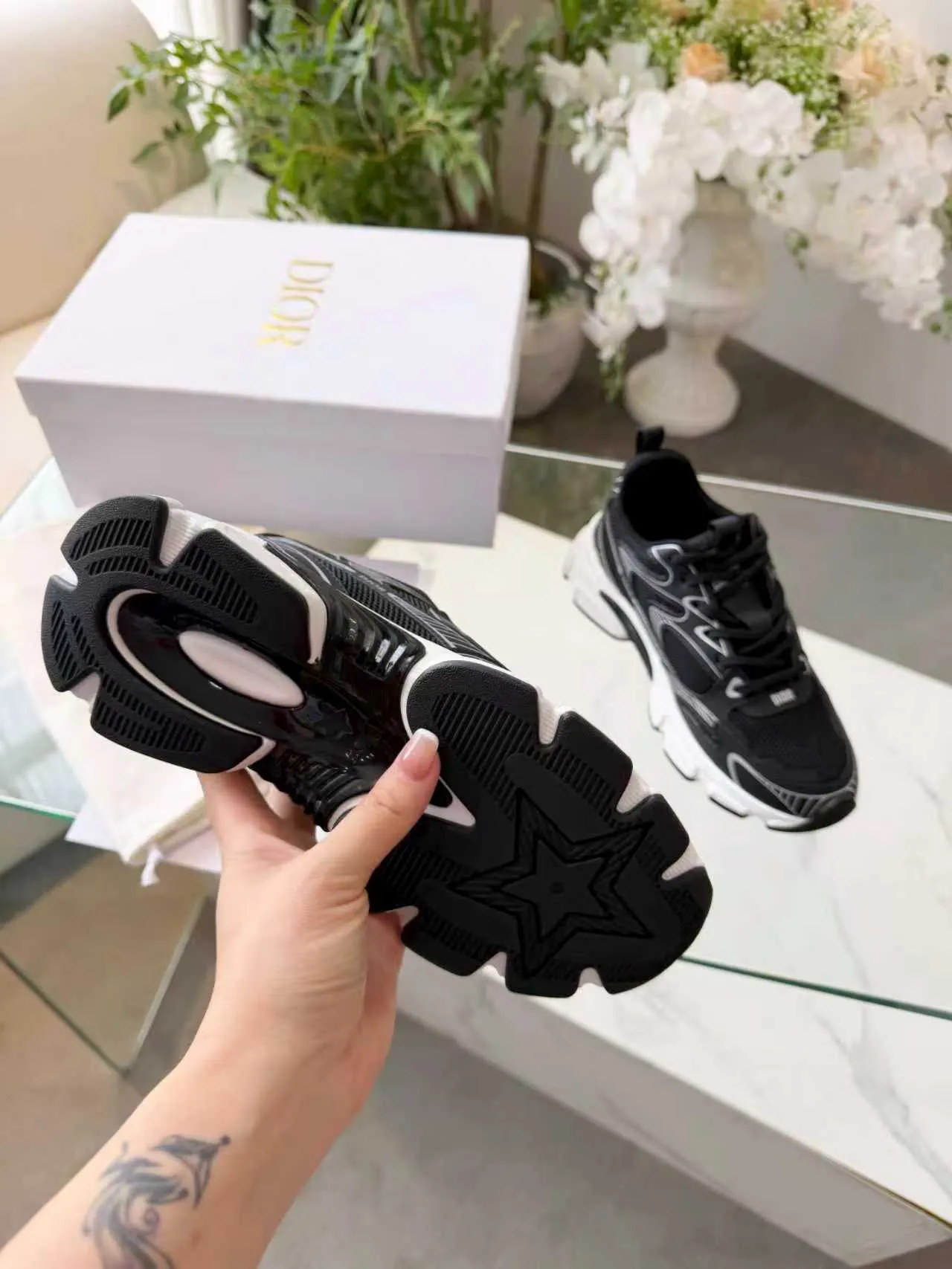 Dior B23 Black and White Chunky Sneakers 5