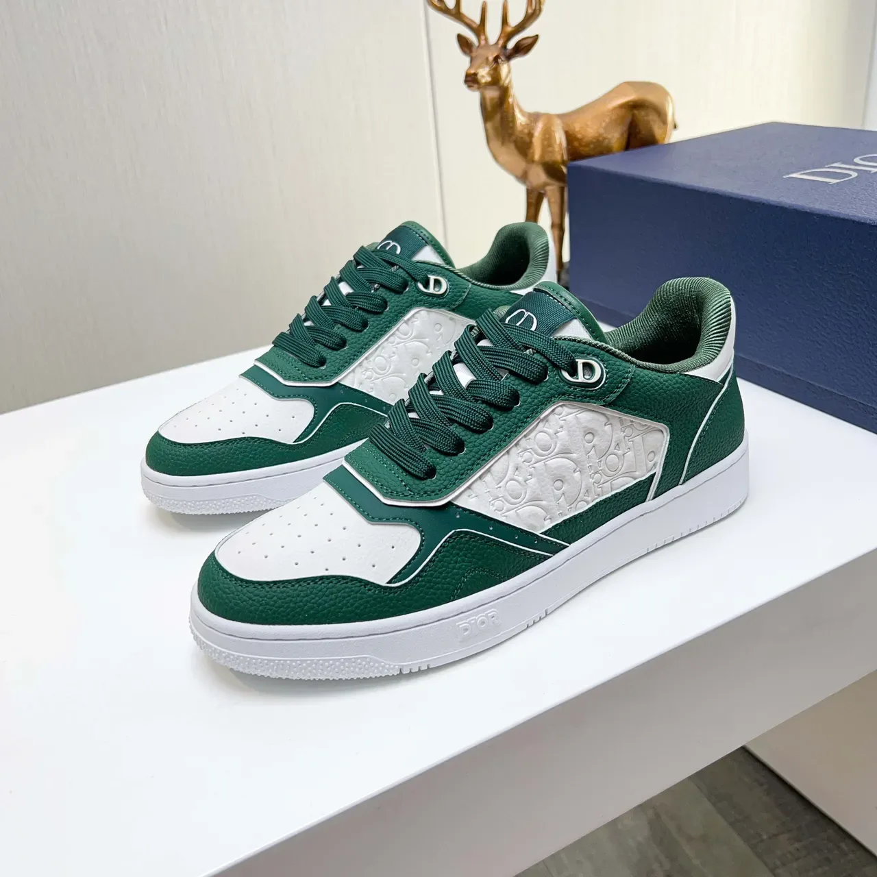 Dior B23 Vert et Blanc Sneakers Lifestyle Embossé Oblique 5