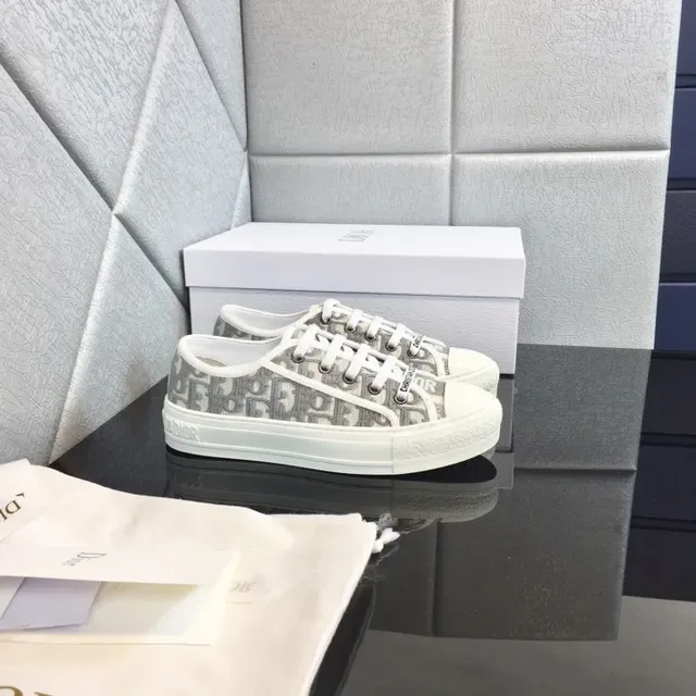 Dior B23 Monogram Print White Lifestyle Sneakers 3