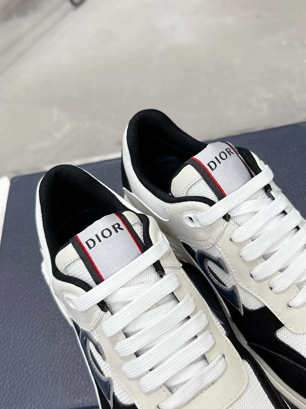 Dior B23 White Black Navy Lifestyle Sneakers 9