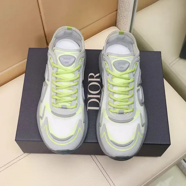 Dior B27 নিওন লাইম গ্রিন এবং গ্রে লাইফস্টাইল স্নিকার 2