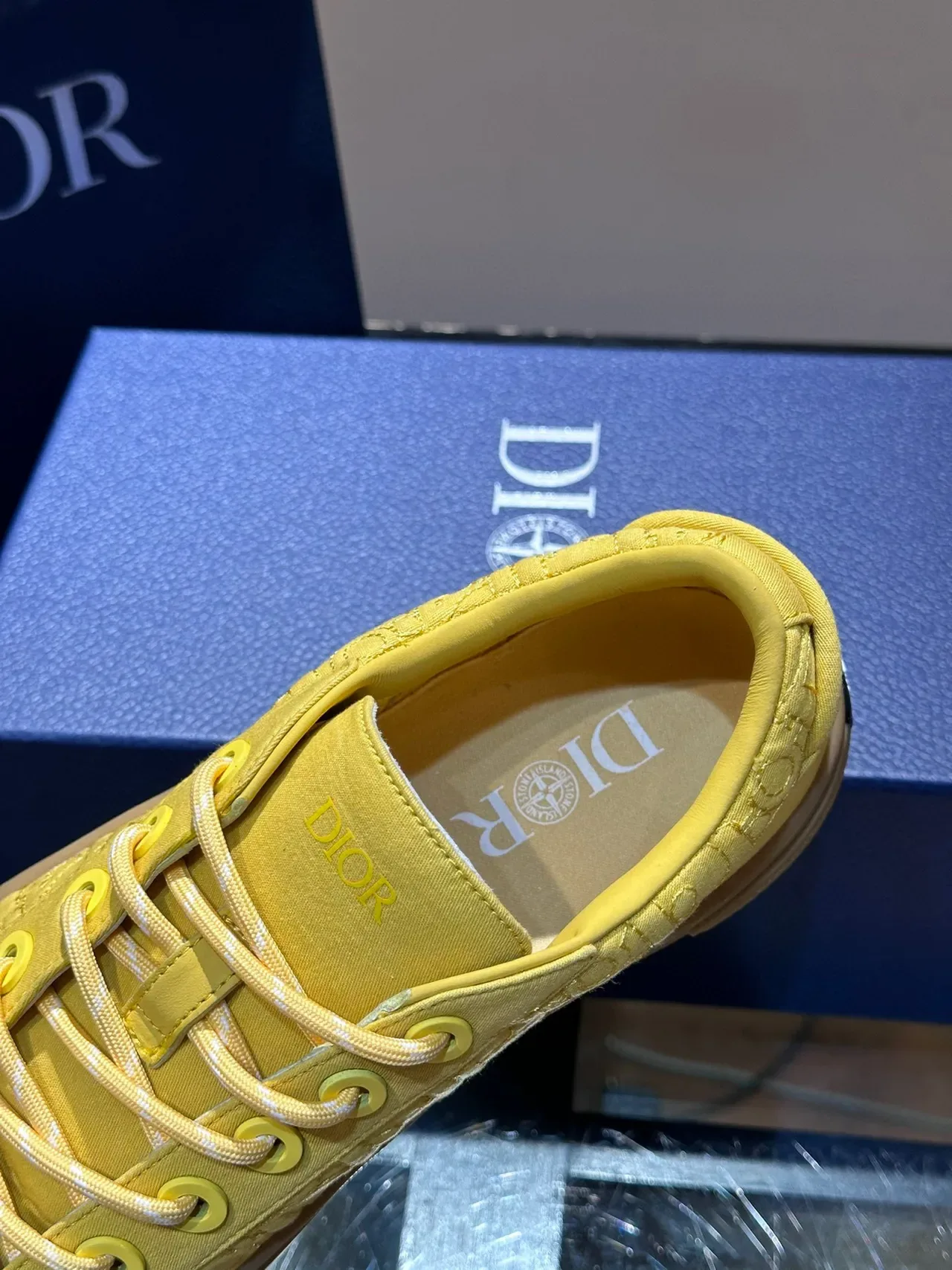 Dior B27 पीला भूरा एम्बॉस्ड मोनोग्राम ऊपरी लो-टॉप प्लेटफॉर्म सिल्हूट लाइफस्टाइल स्नीकर 3