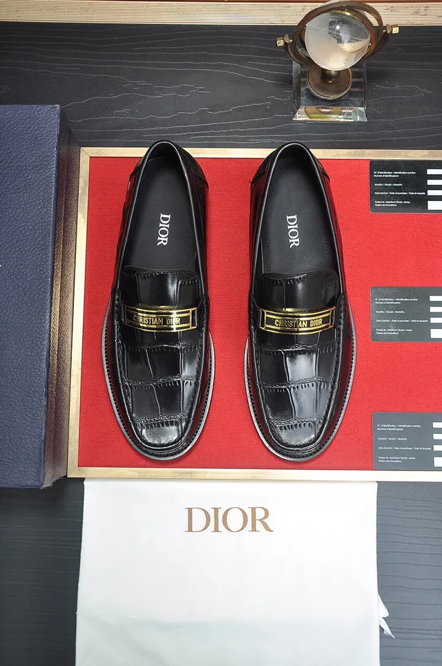 Dior Black Gold Crocodile-Embossed Leather Plaque Detail Loafer 2