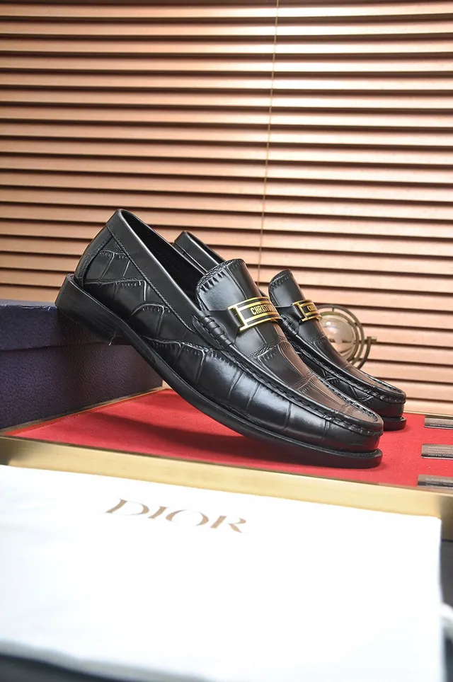 Dior Black Gold Crocodile-Embossed Leather Plaque Detail Loafer 3