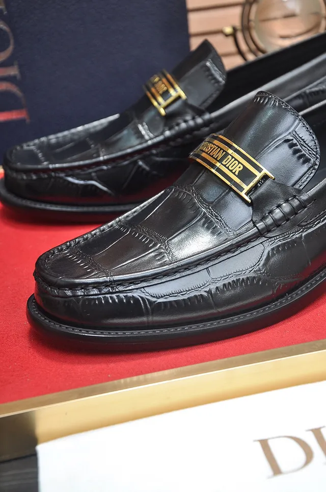 Dior Black Gold Crocodile-Embossed Leather Plaque Detail Loafer 8