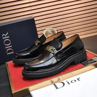 Dior काला सोना चमकदार पैटेंट लेदर ब्रांडेड स्ट्रैप लोअफर