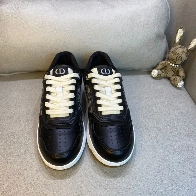 Dior Black White Monogram-Panelled Leather-and-Mesh Upper Lifestyle Sneakers 5