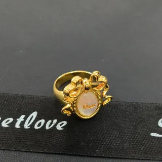 Bague Dior Motif Nœud Or Ton Or Cabochon Ovale