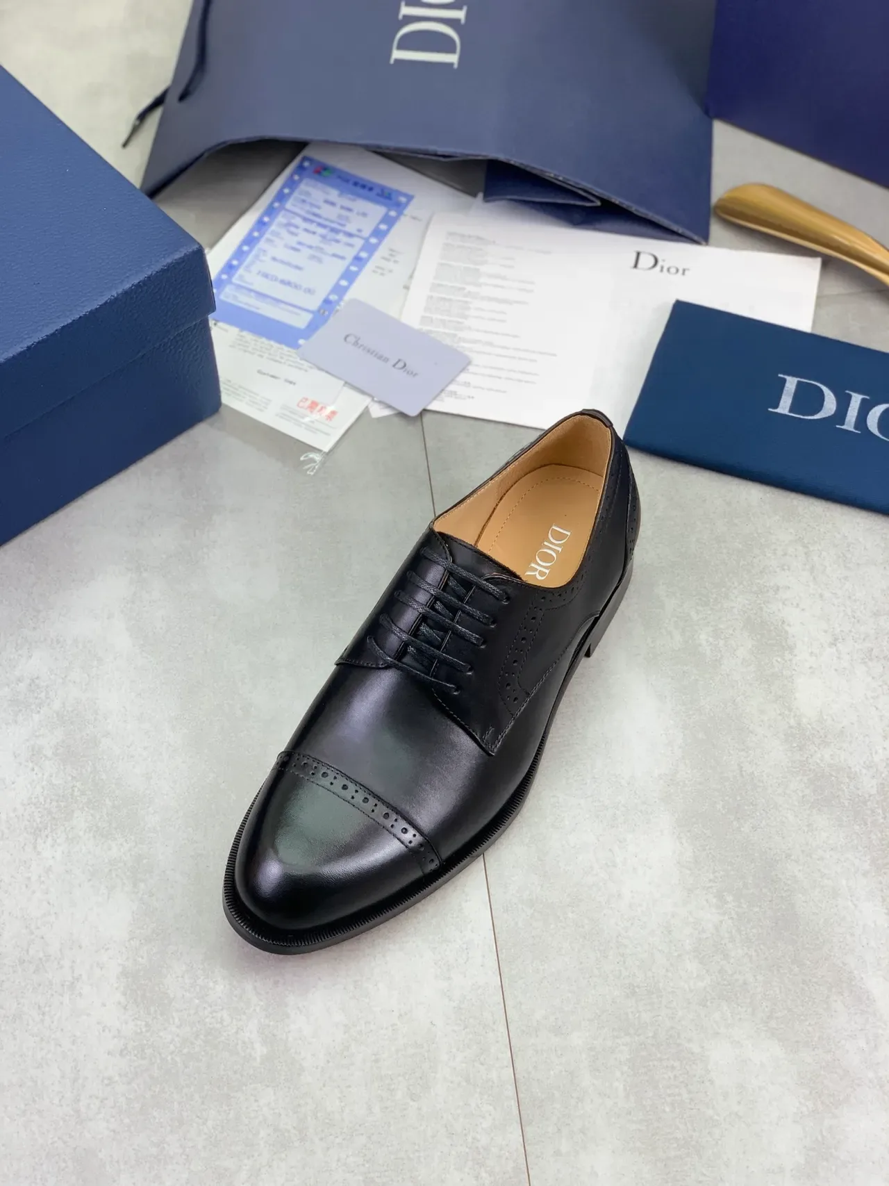 Dior Zapatos Oxford Brogue con punta en tapa 4