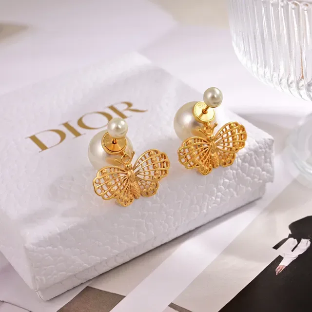Dior Filigree Butterfly Pearl Stud Earrings 5