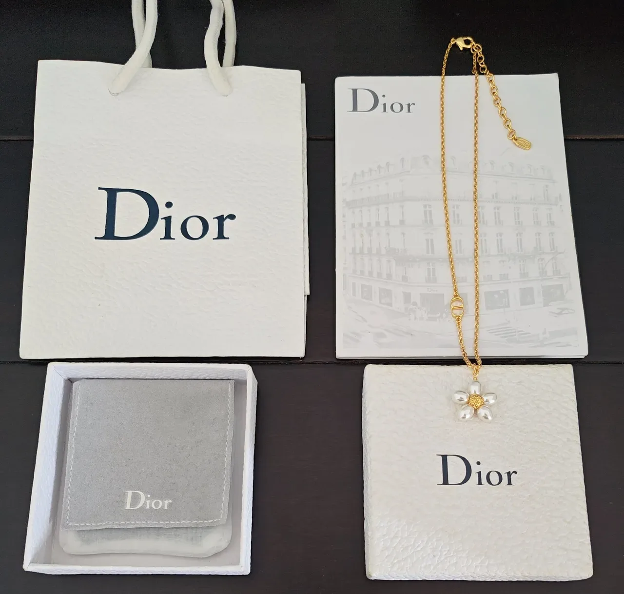 Dior Gold White Chain Flower Pendant Necklace 3