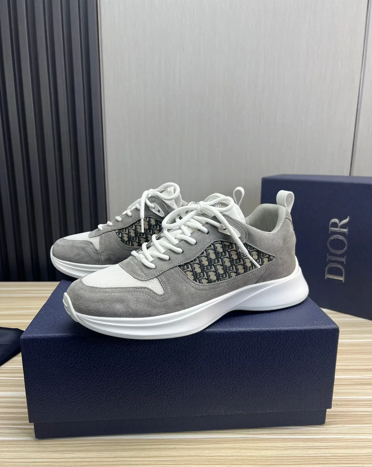 Dior Gray White Suede And Mesh Upper Oblique Monogram Side Panel Lifestyle Sneakers 3