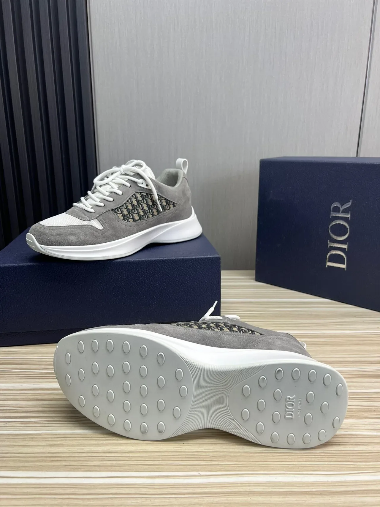 Dior Gray White Suede And Mesh Upper Oblique Monogram Side Panel Lifestyle Sneakers 9