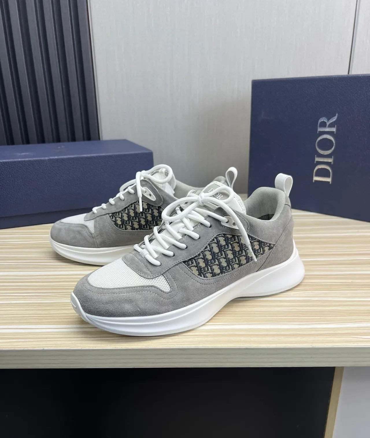 Dior Gray White Suede And Mesh Upper Oblique Monogram Side Panel Lifestyle Sneakers 10