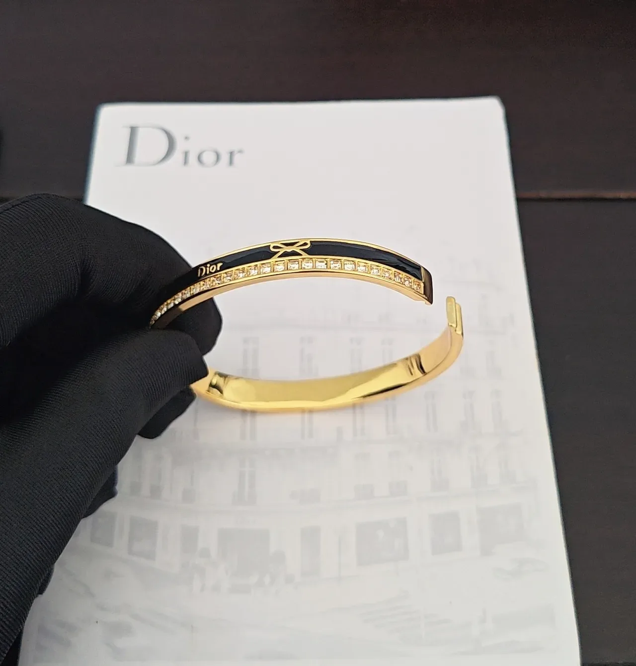 Dior La D de Dior Pulseira de Esmalte Preto e Dourado Motivo de Laço 3
