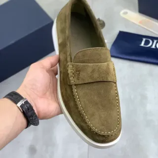 Dior आर्मी ग्रीन व्हाइट सुड पेनी स्ट्रैप लोफर