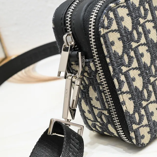 Dior Oblique Jacquard Bolsa mensageira cinza 19