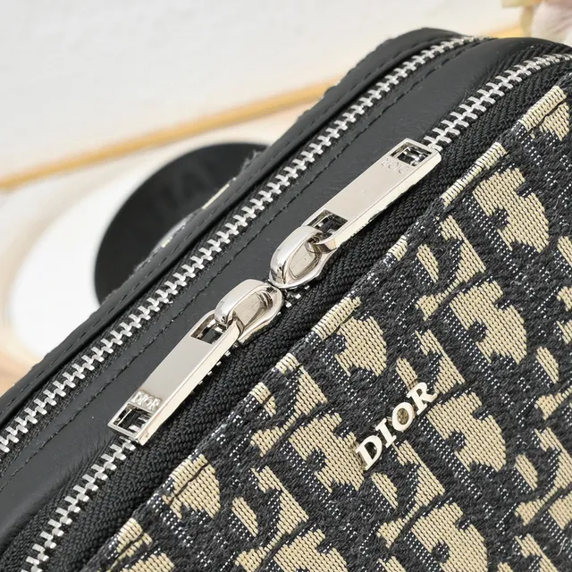 Dior Oblique Jacquard Bolsa mensageira cinza 21
