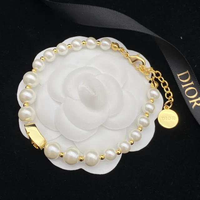 Dior Pearl Strand White Gold CD Logo Clasp Necklace 9