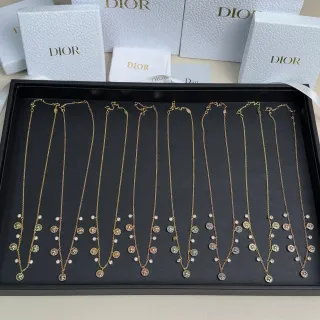 Dior Rose des Vents Colier Multi-Pendant Cristal et Émail