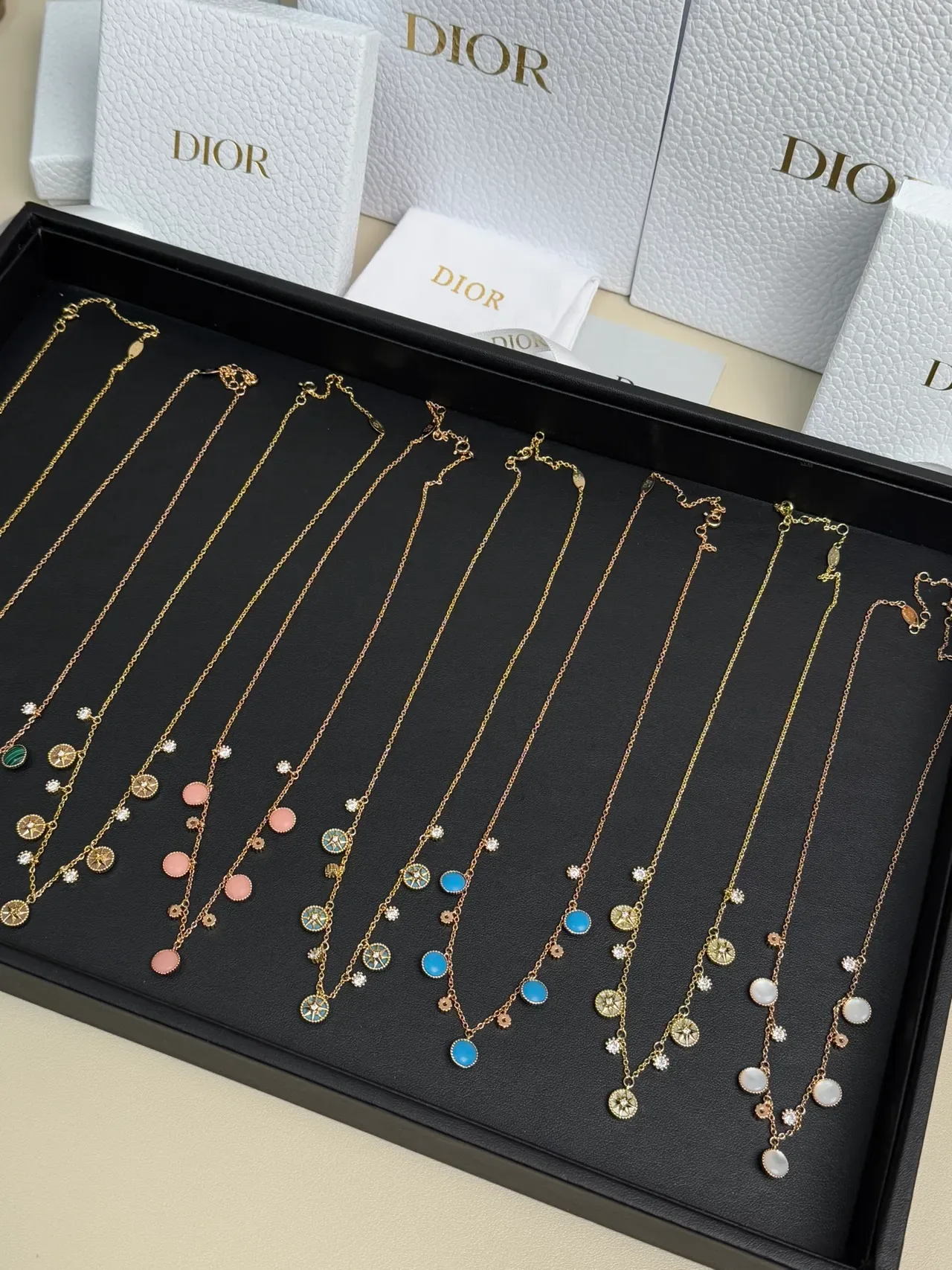 Dior Rose des Vents Colier Multi-Pendant Cristal et Émail 2