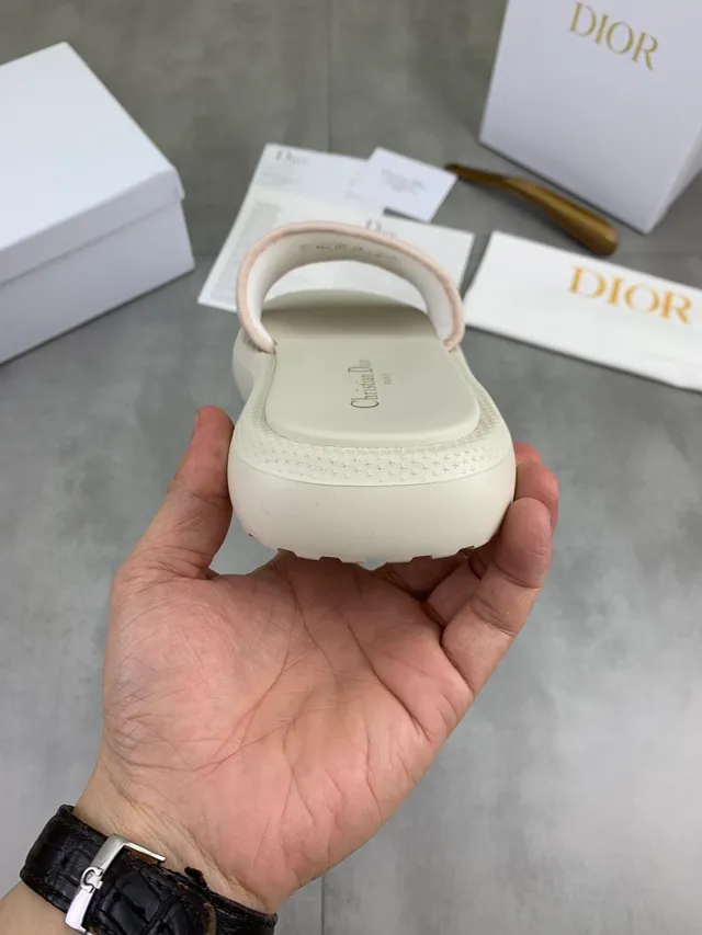 Dior Slide Beige Pink Thick Platform Sole Embossed Logo Strap Slippers 3