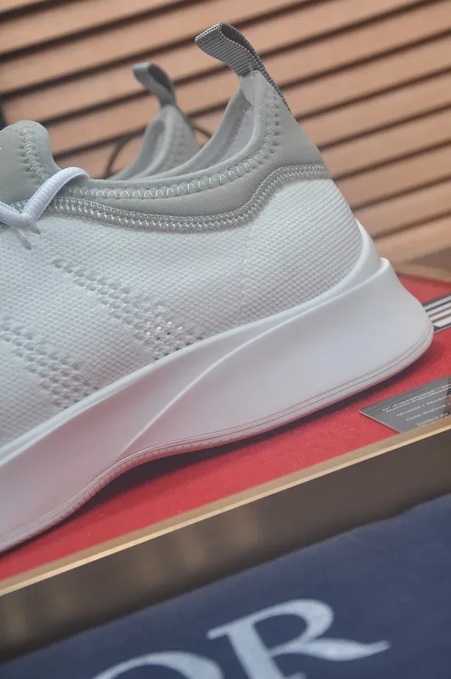 Dior White Gray Knit Upper Engineered Mesh Lifestyle Sneakers 9