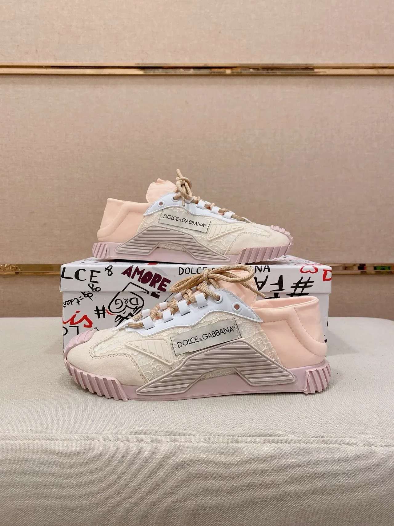 Dolce & Gabbana Tênis lifestyle bege rosa com cadarços midsole esculturado 7